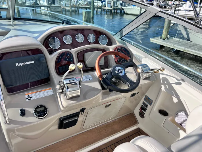 Wade-a-minute Yacht Photos Pics 