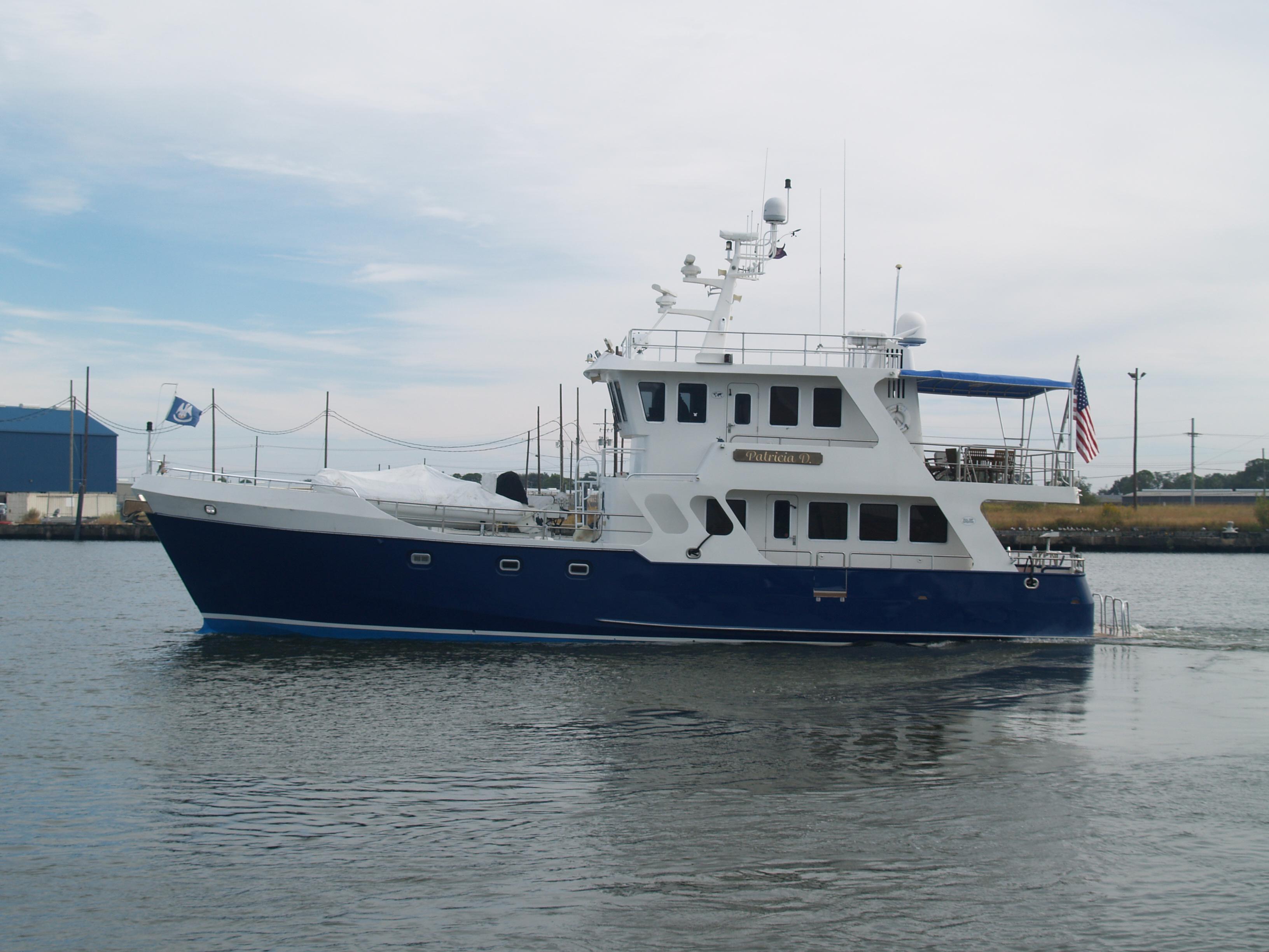 small expedition yacht for sale