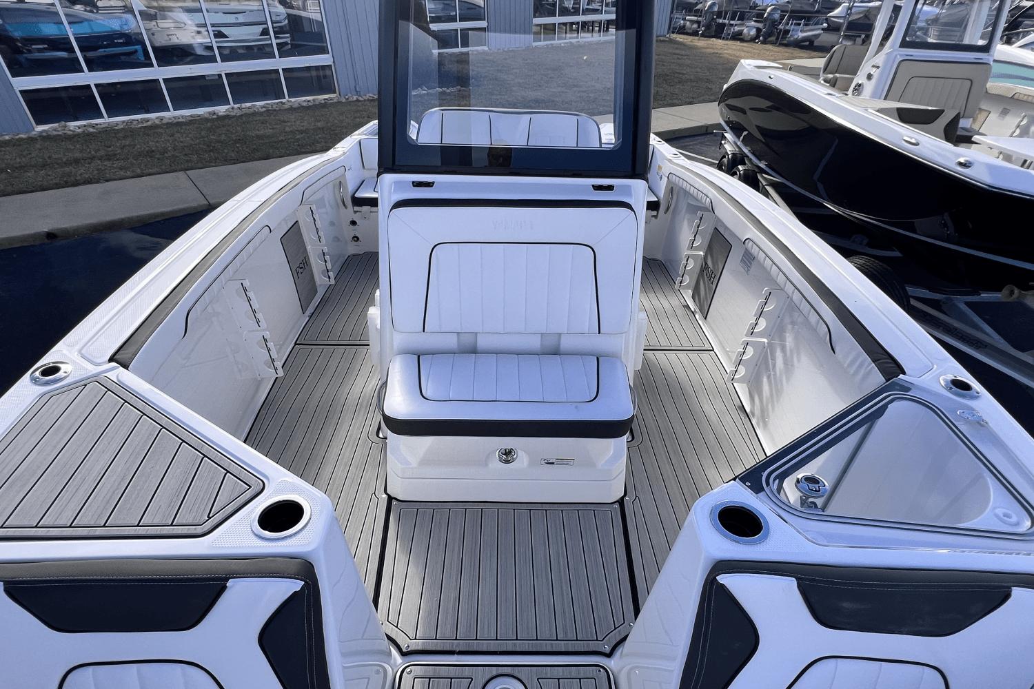 2022 Yamaha 255 FSH Sport E Center Console Boat Review 