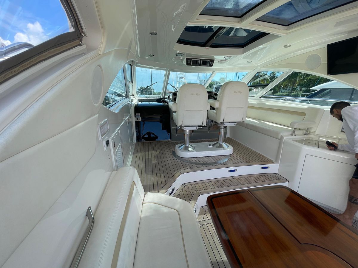 2010 Sea Ray 54 