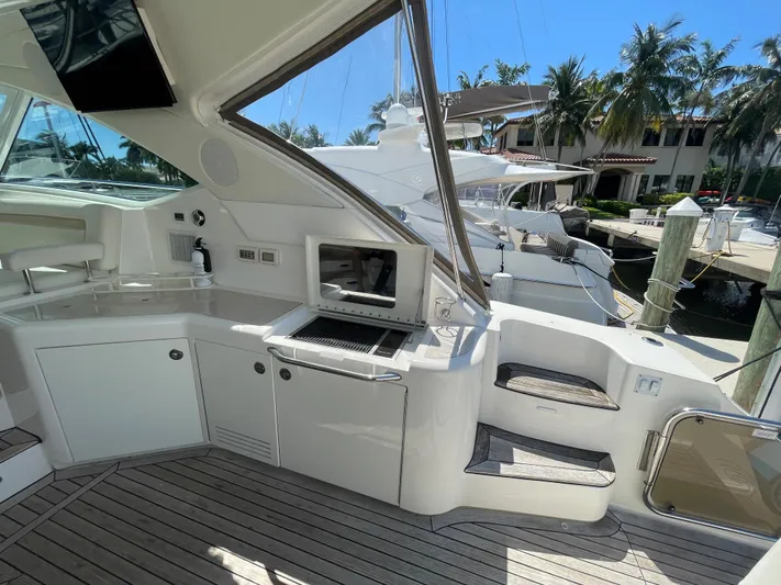  Yacht Photos Pics Luxurious 2010 Sea Ray 540 Sundancer yacht interior with modern amenities and sleek design.