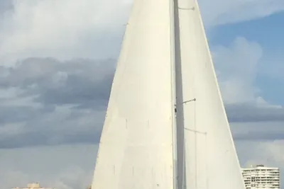 1985 Endeavour Endeavour 33 Sailing Yacht