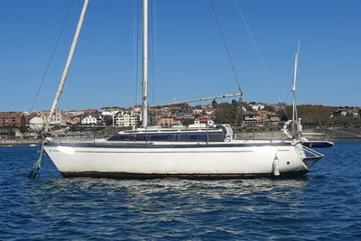 1981 Dufour 29