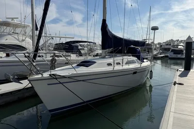 Catalina 320