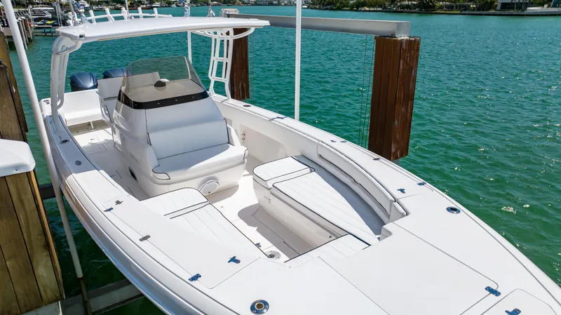 Kapenas Yacht Photos Pics 