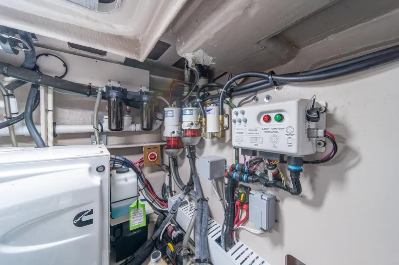 Mahalo Rewards Yacht Photos Pics 