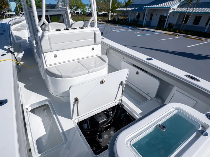 Femme Fatale Yacht Photos Pics 