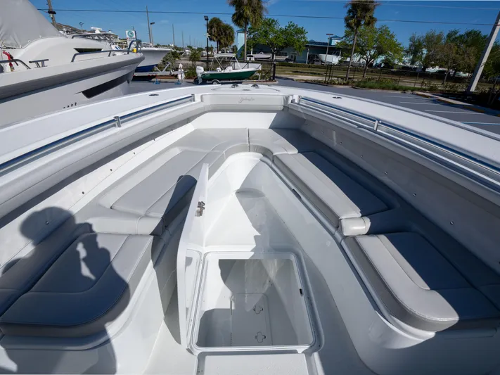 Femme Fatale Yacht Photos Pics 