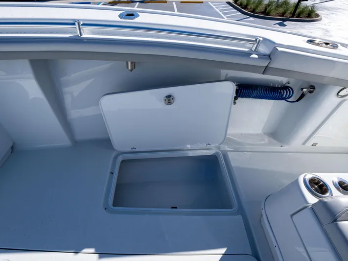 Femme Fatale Yacht Photos Pics 