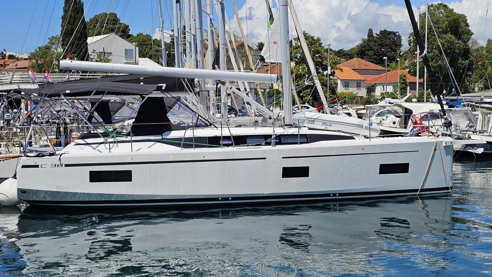 2023 Bavaria C38 Cruiser for sale - YachtWorld