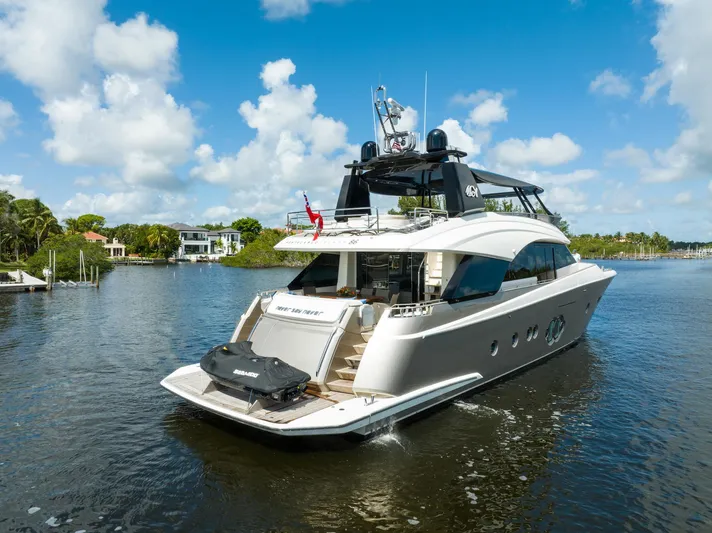 Never Say Never Yacht Photos Pics Stern