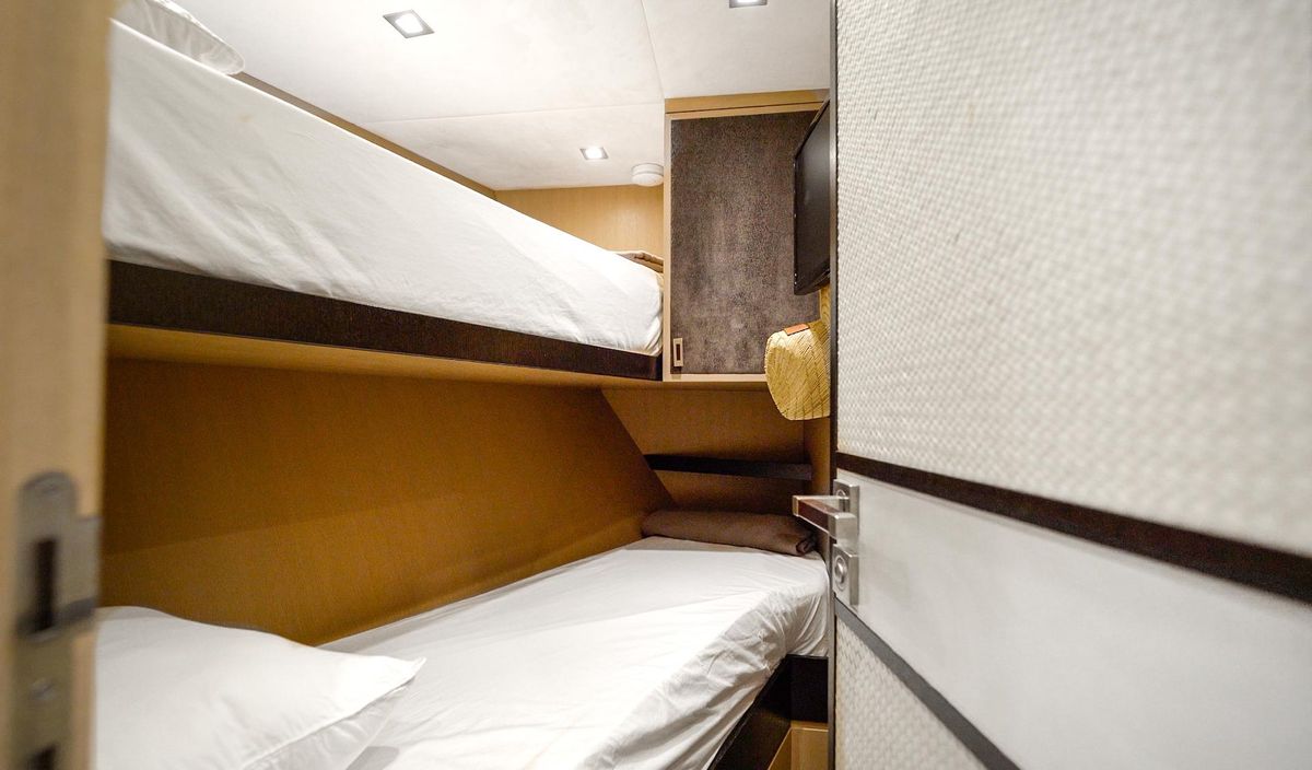 2015 Monte Carlo Yachts 86 