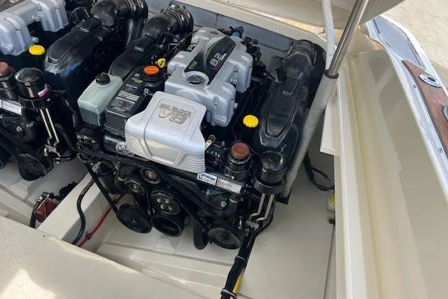  Yacht Photos Pics 2017 Chris-Craft Corsair 32 engine compartment showcasing powerful V8 engine.