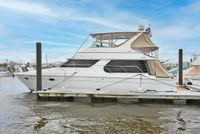 2000 Carver 45 Voyager
