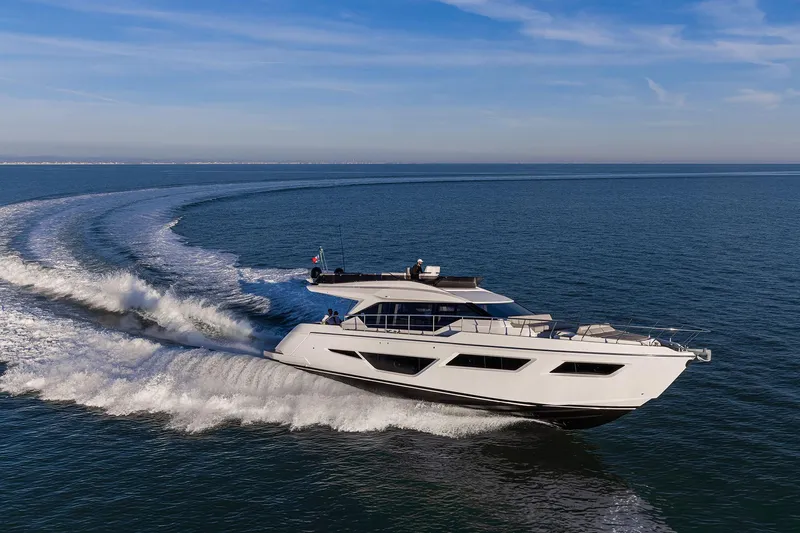  Yacht Photos Pics Manufacturer Provided Image