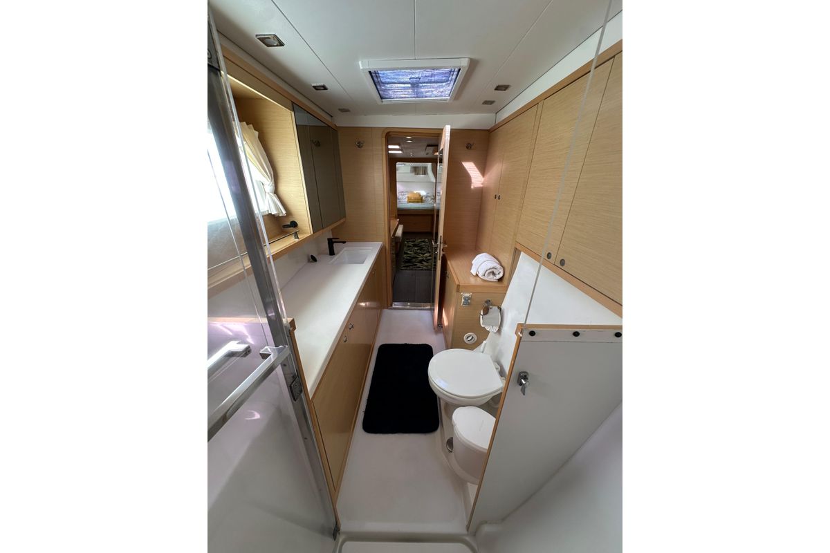 2014 Lagoon 45 