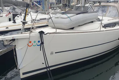 2019 Dufour DUFOUR 360