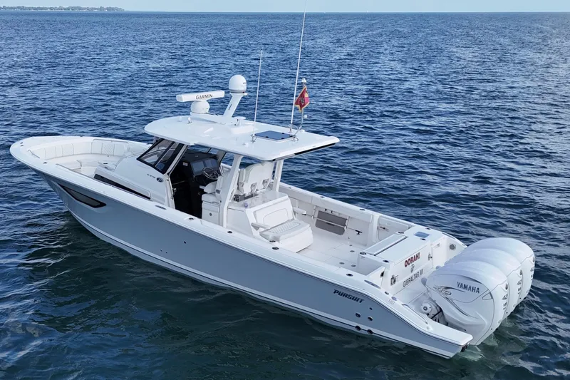 Oorah Yacht Photos Pics 2022 Pursuit S 378 Sport boat on open water, featuring twin Yamaha engines.
