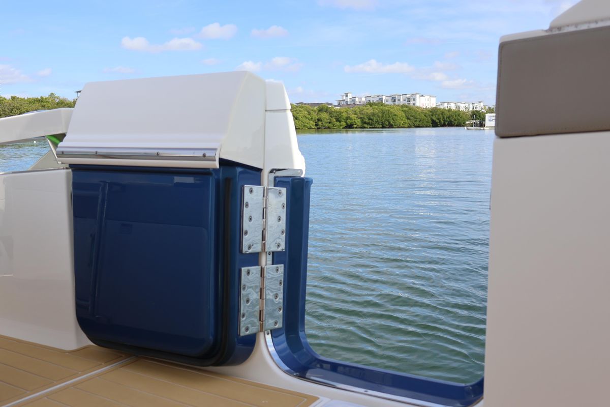 2023 Tiara Yachts 43 