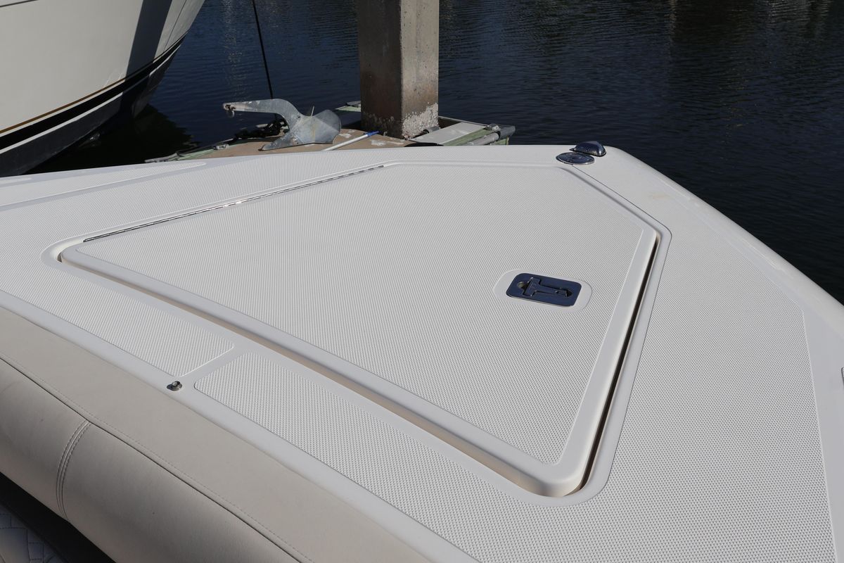 2023 Tiara Yachts 43 