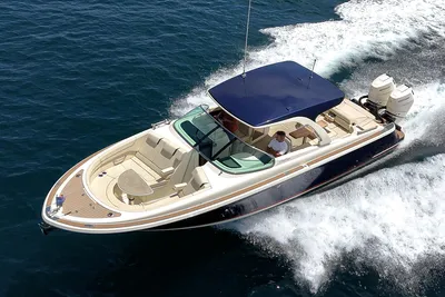 Chris-Craft Launch 35 GT
