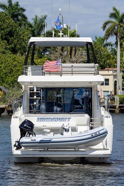 2019 Prestige 520