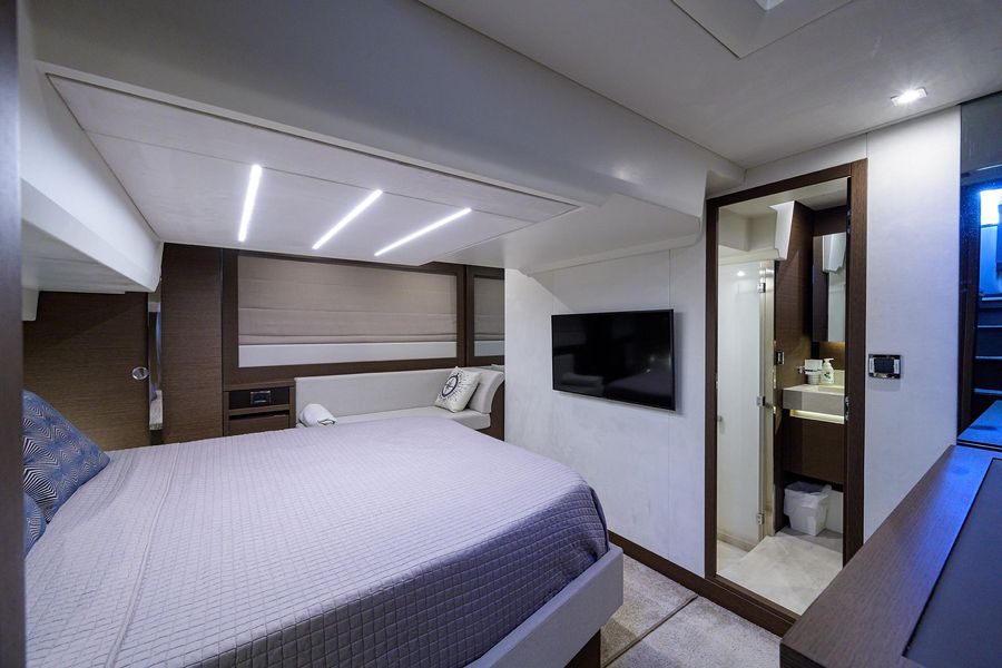 2019 Prestige 520