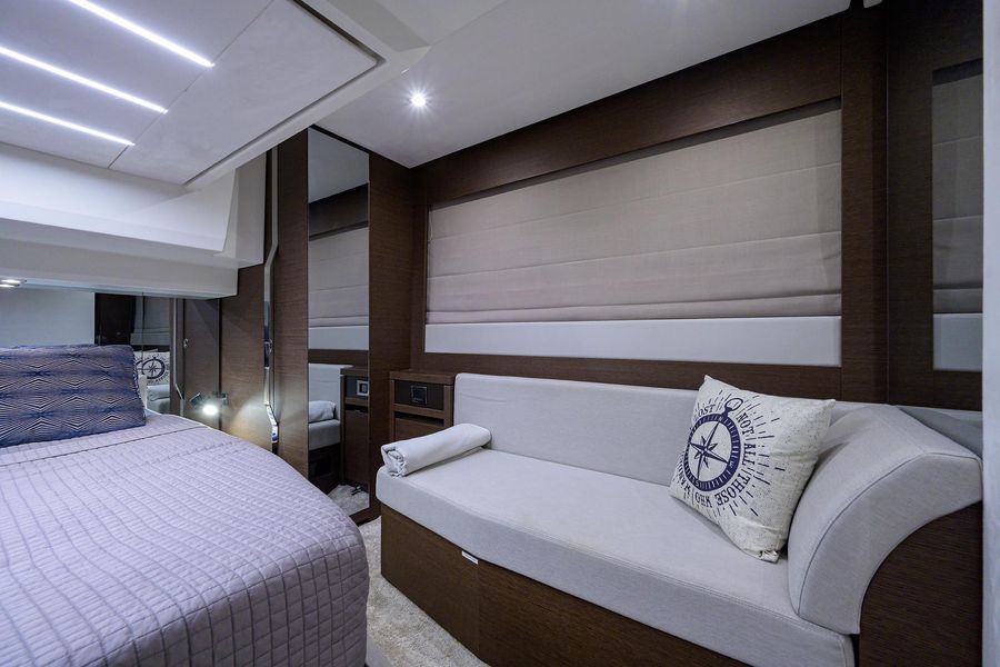 2019 Prestige 520