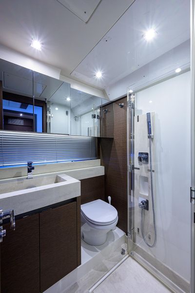 2019 Prestige 520
