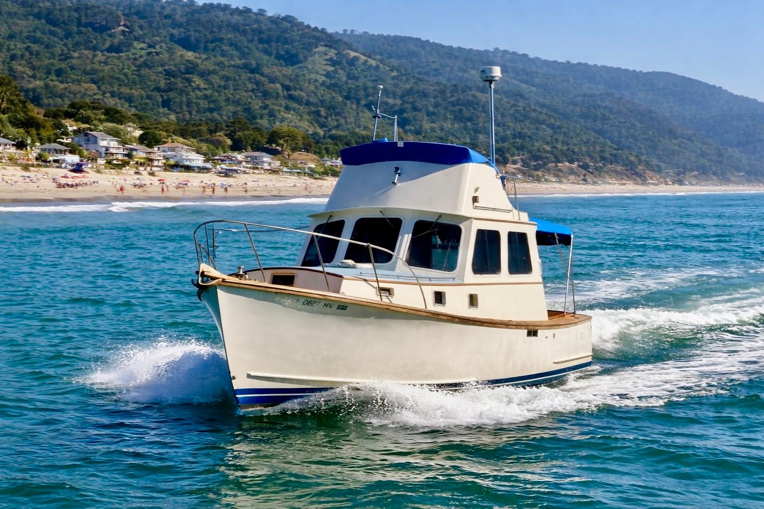 1982 Jarvis Newman Flybridge Cruiser