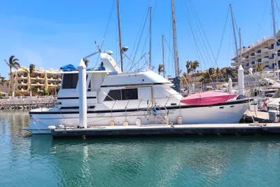 Hershine 46 Cockpit Motoryacht