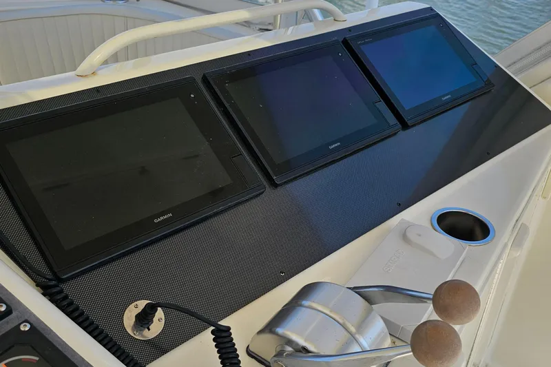  Yacht Photos Pics Control panel of a 1999 Ocean Yachts 48 Super Sport with Garmin displays.