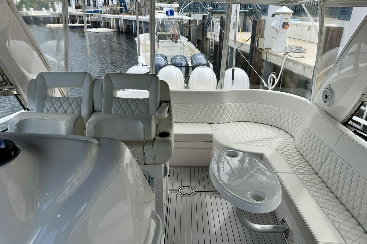 2019 Intrepid 47 