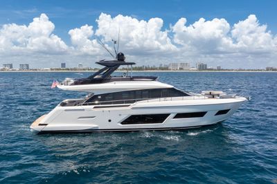 Yacht