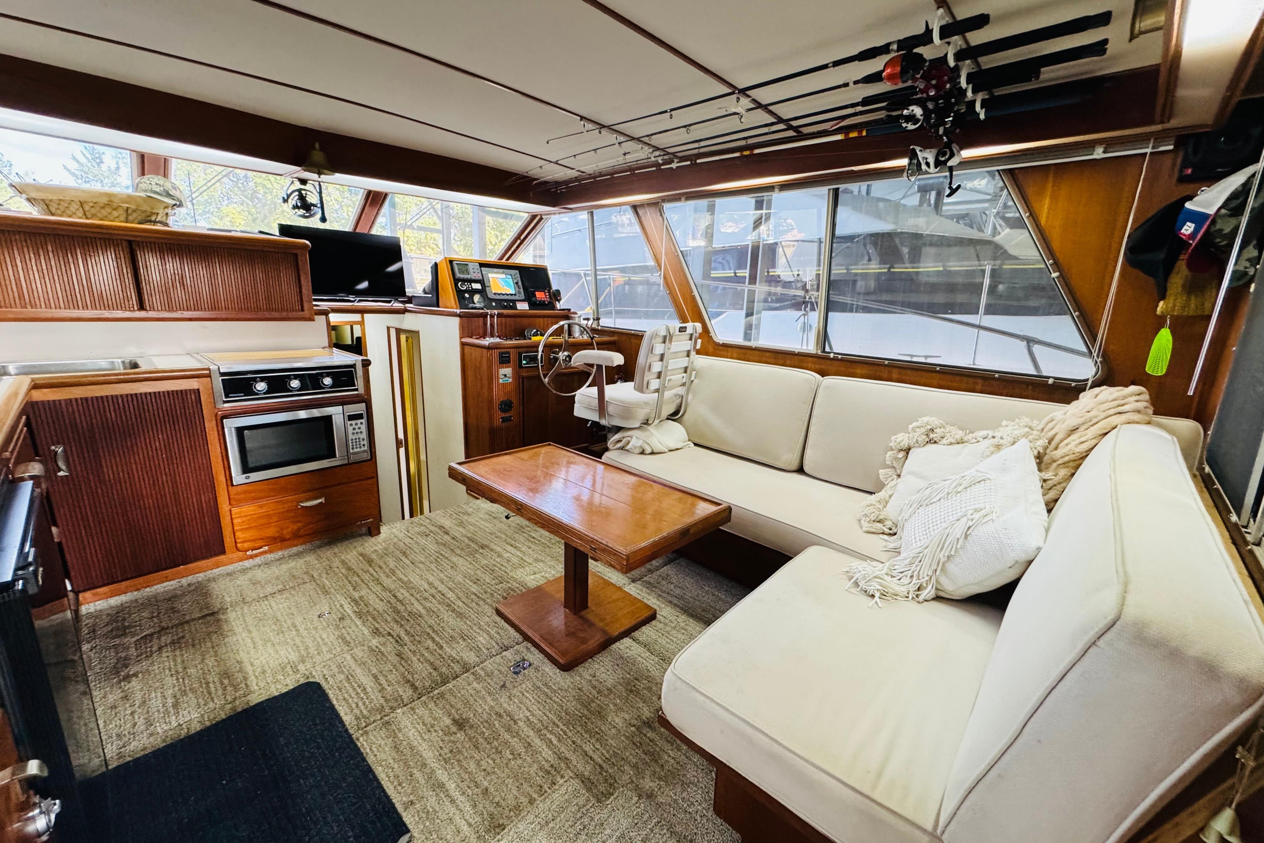 Yacht Photo 29