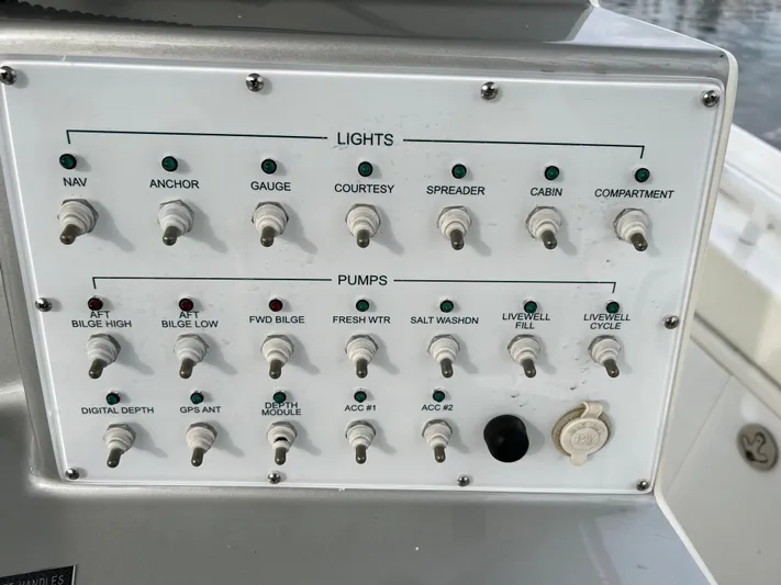 Salt Shaker 300 Yacht Photos Pics 