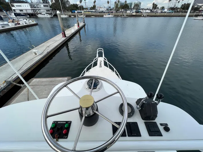 Salt Shaker 300 Yacht Photos Pics 