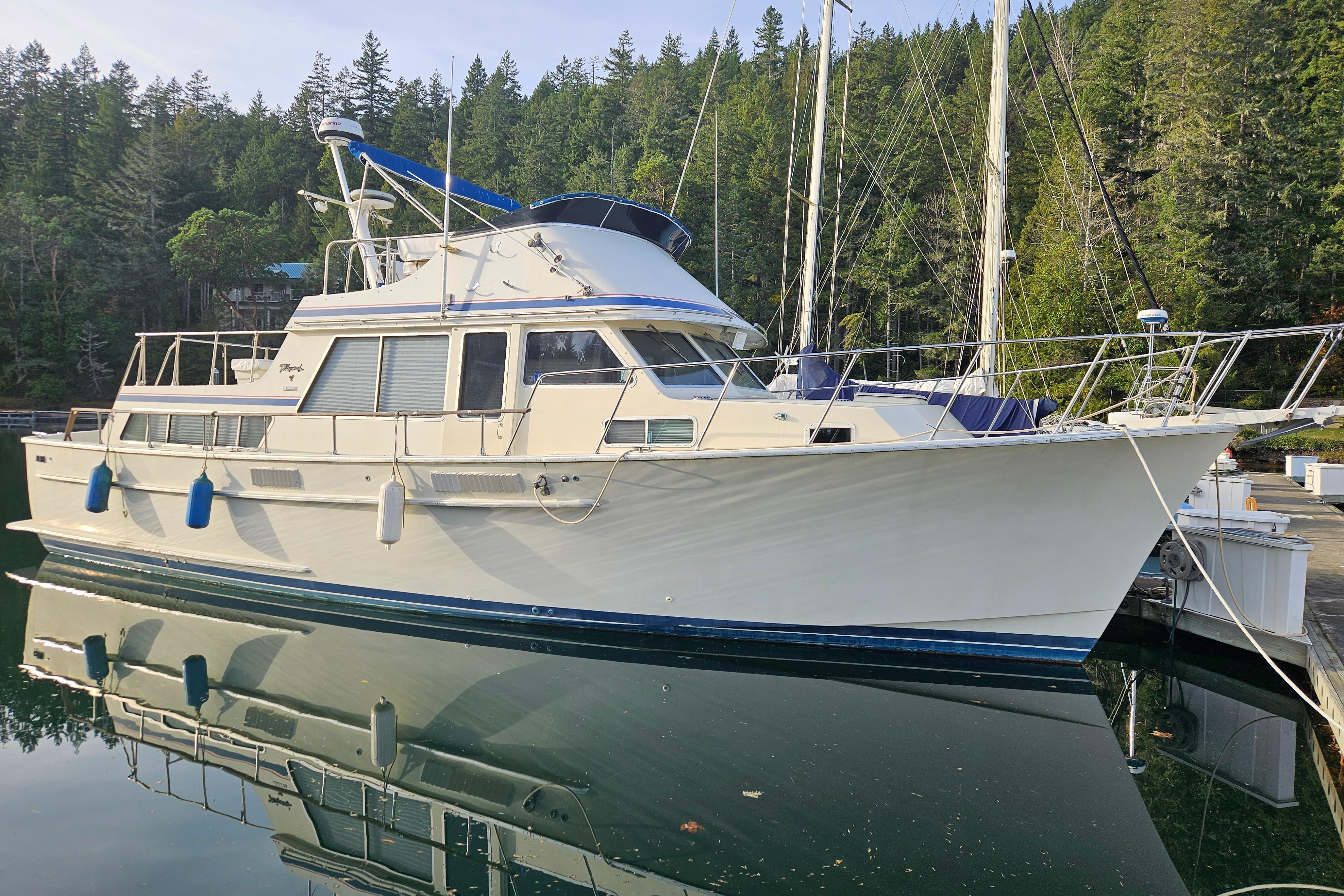 Tollycraft 43 Motor Yacht