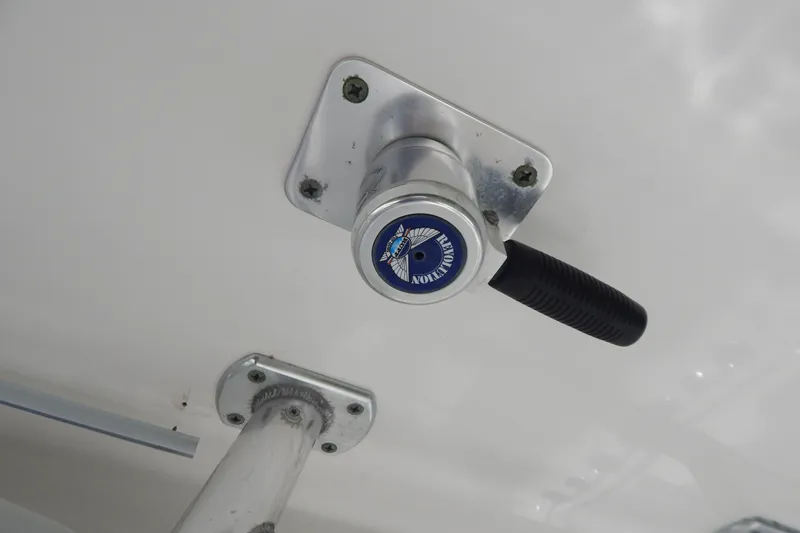  Yacht Photos Pics Boat handle mechanism on 2013 Invincible 42 Open Fisherman.