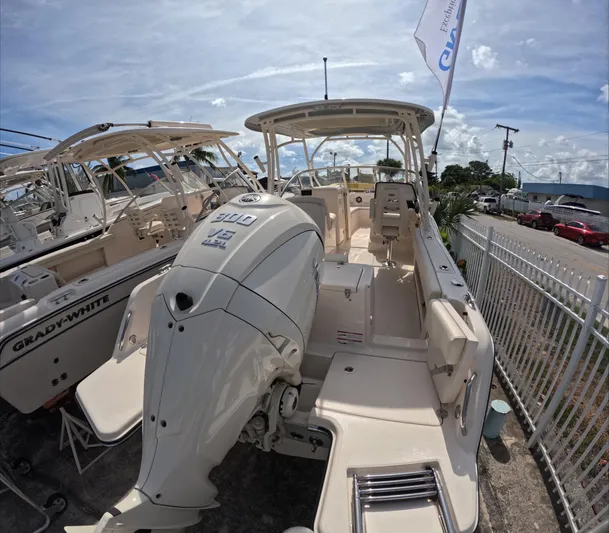 235-867 Yacht Photos Pics 