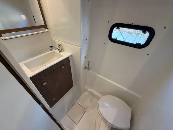 Split Decision Yacht Photos Pics 