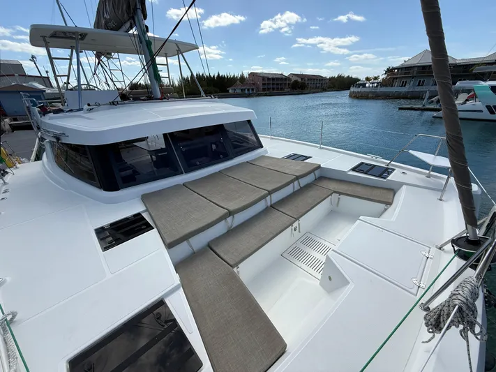 Split Decision Yacht Photos Pics 