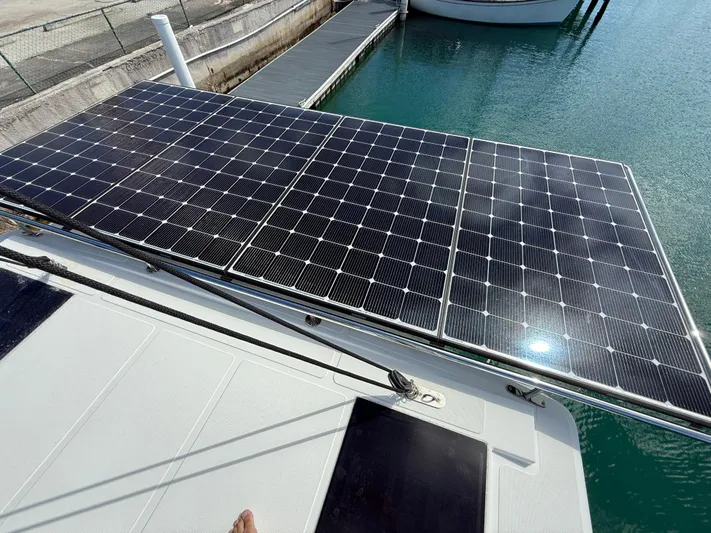 Split Decision Yacht Photos Pics 