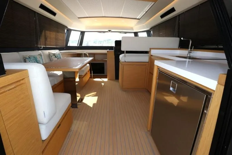  Yacht Photos Pics 52 13