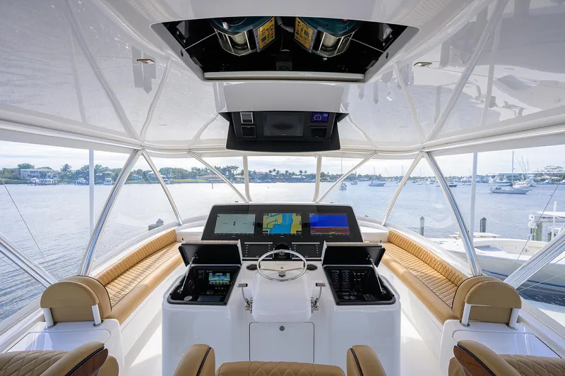 Reel Toy Yacht Photos Pics 