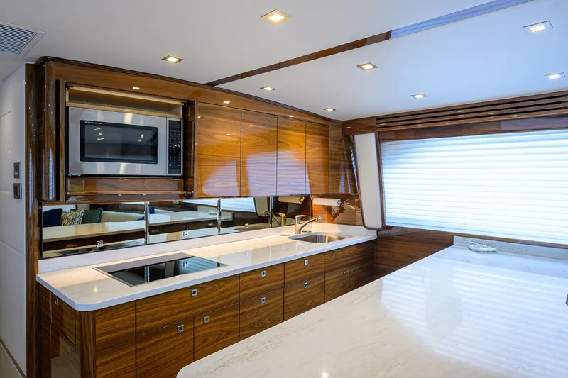 Reel Toy Yacht Photos Pics 