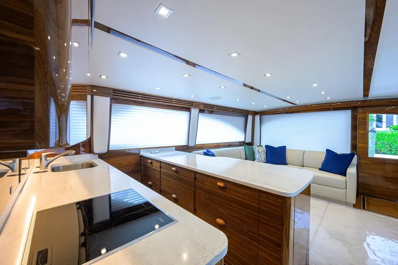 Reel Toy Yacht Photos Pics 