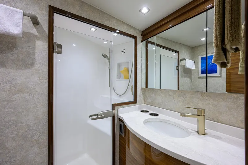 Reel Toy Yacht Photos Pics 