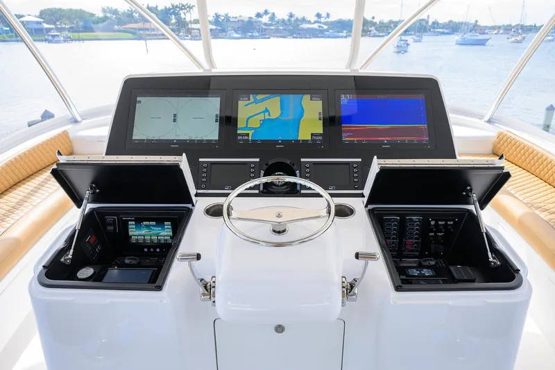 Reel Toy Yacht Photos Pics 