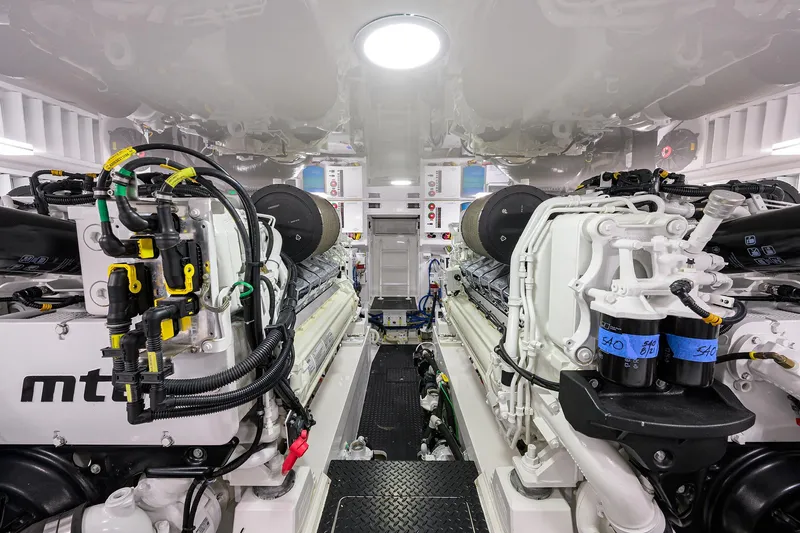 Reel Toy Yacht Photos Pics 